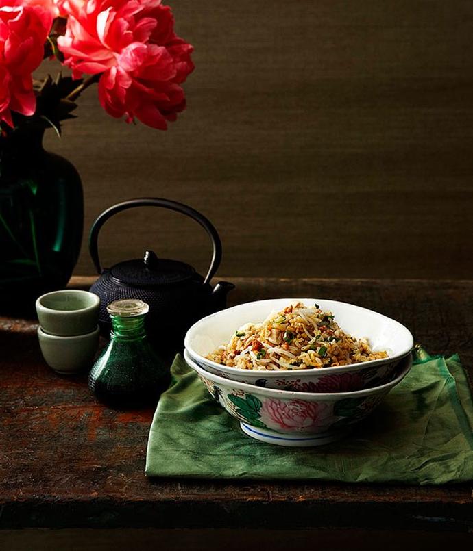 **[Tony Tan's Cantonese fried rice with chicken, salted fish and bean sprouts](https://www.gourmettraveller.com.au/recipes/chefs-recipes/cantonese-fried-rice-with-chicken-salted-fish-and-bean-sprouts-7304|target="_blank")**