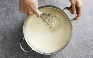 How to make béchamel