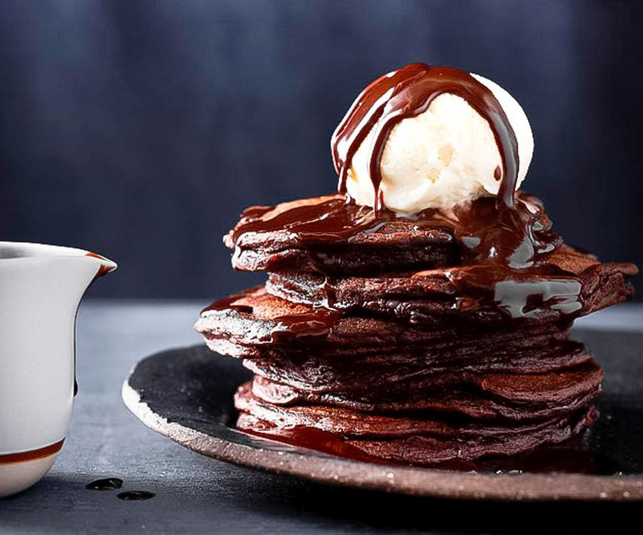 **[Chocolate hotcakes with fudge sauce](https://www.gourmettraveller.com.au/recipes/browse-all/chocolate-hotcakes-with-fudge-sauce-12750|target="_blank"|rel="nofollow")**