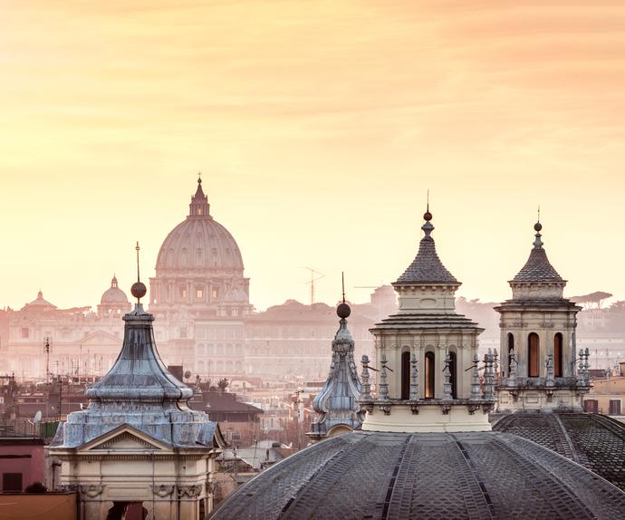 Rome Italy restaurants, Rome accommodation and things to do in Rome - a photo of Rome's city skyline