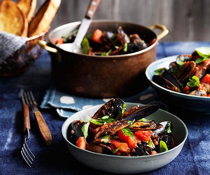 **[Bar Alto's mussels with chilli, garlic and white wine](https://www.gourmettraveller.com.au/recipes/chefs-recipes/mussels-with-chilli-garlic-and-white-wine-9229|target="_blank")**