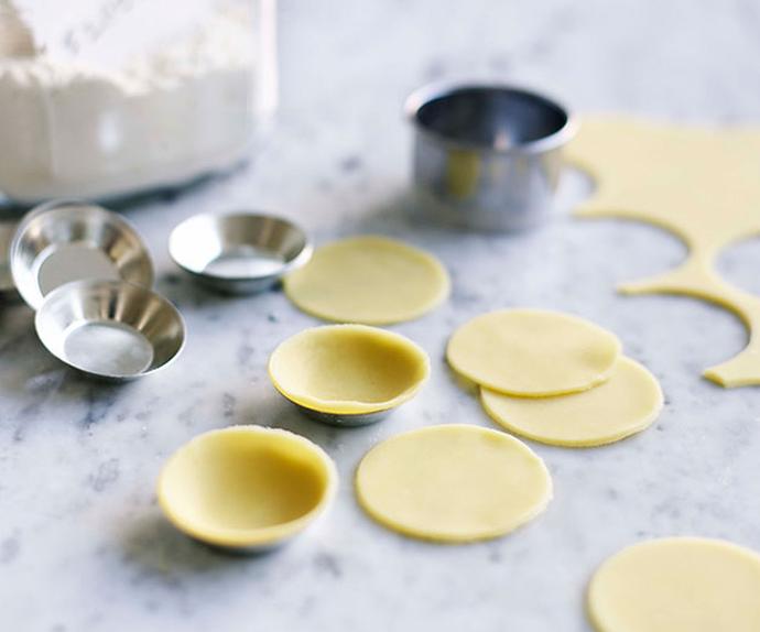 **[How to make shortcrust pastry](https://www.gourmettraveller.com.au/recipes/browse-all/shortcrust-pastry-14079|target="_blank"|rel="nofollow")**